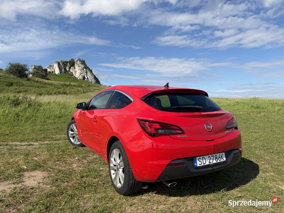 Opel Astra J 20 GTC CDTI 2012 nowy rozrząd Astra śląskie Dąbrowa Górnicza