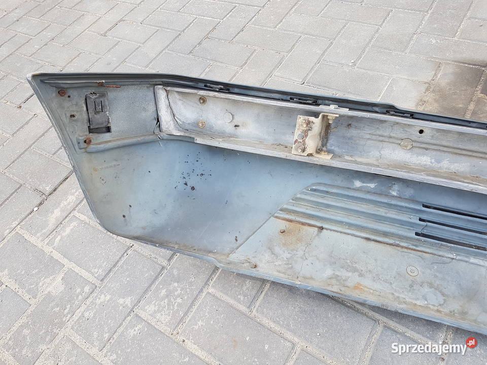 MERCEDES 190 ZDERZAK PRZOD