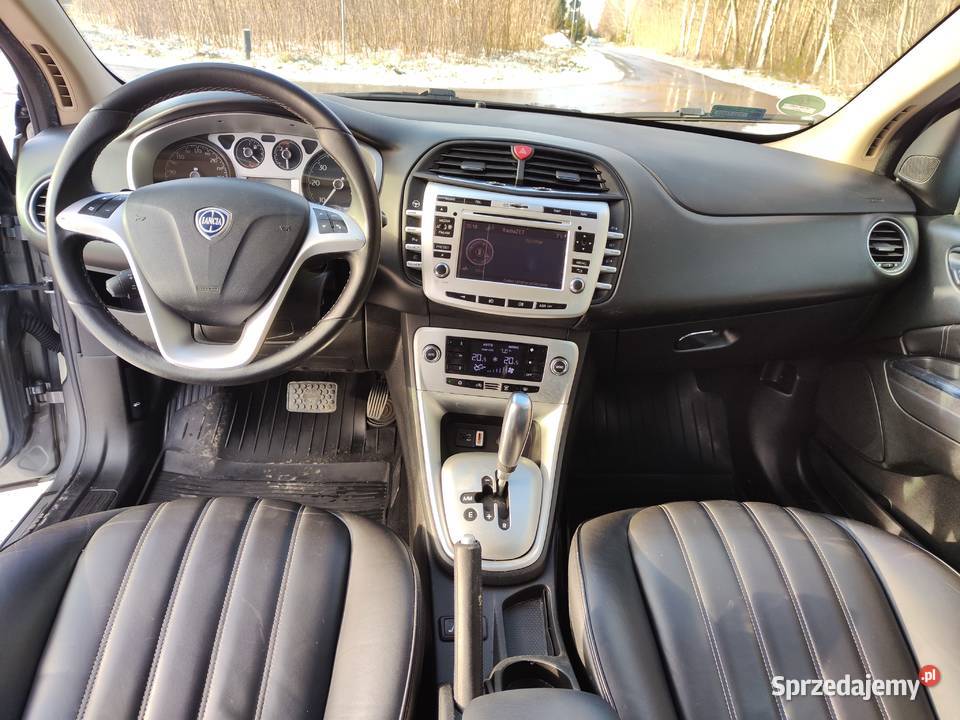 Lancia Delta 16 MJ Platino Selectronic Ostrowiec Świętokrzyski