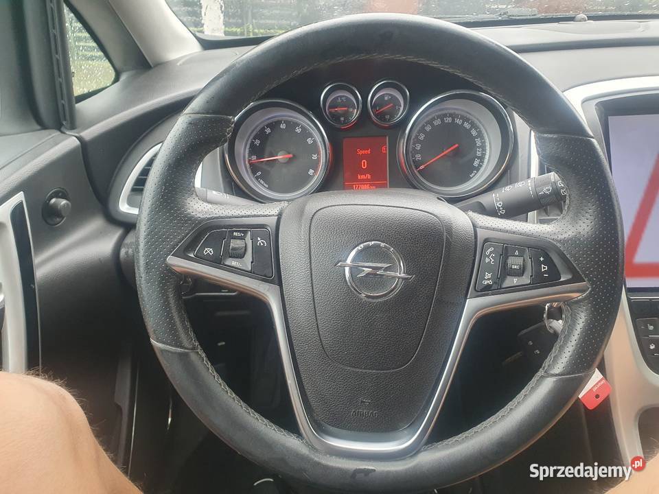 Opel Astra J 14 Turbo Benzyna 140 Klima Navi Alu 140KM Gliwice