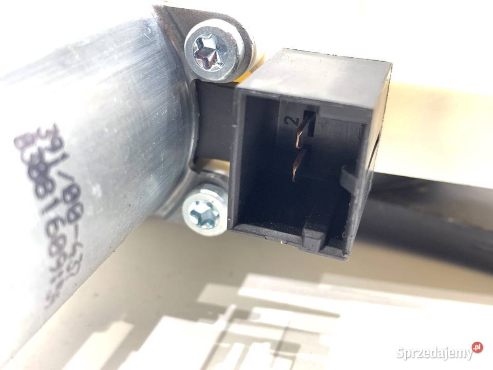 PODNOŚNIK SZYBY LEWY PRZÓD VW PASSAT B8 Mechanizmy opuszczania szyb