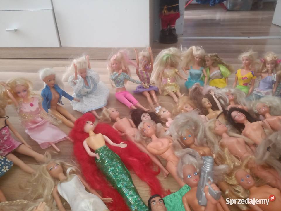 Lalki Barbie mega zestaw Lalki i akcesoria łódzkie Błaszki