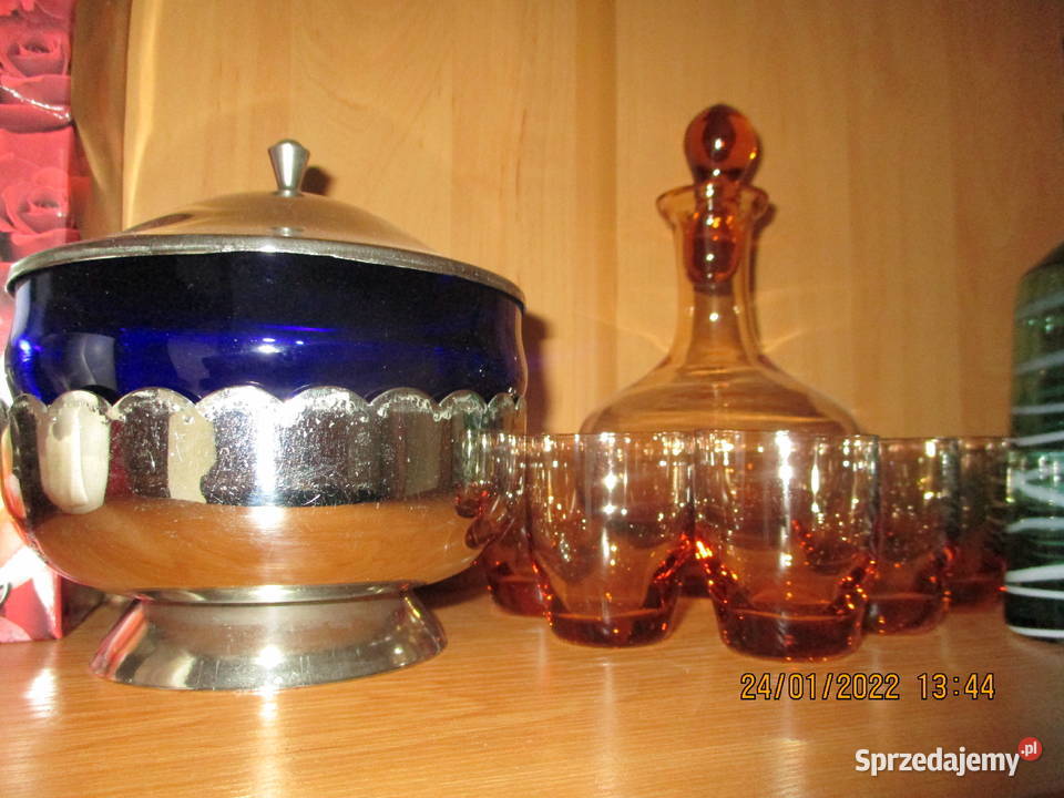 naczynia dekoracyjne szklane z prl Kowalewice