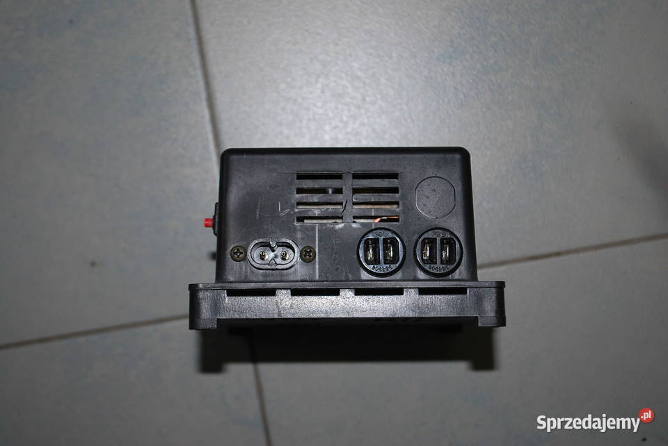 PROSTOWNIK ZASILACZ 12V DO PRZYCZEPY Kempingowe Grzebowilk sprzedam