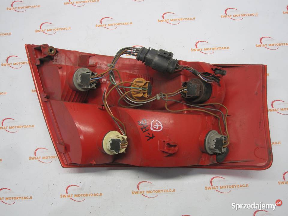 AUDI A4 B6 II 03r lampa prawa tył 157674 Kielce