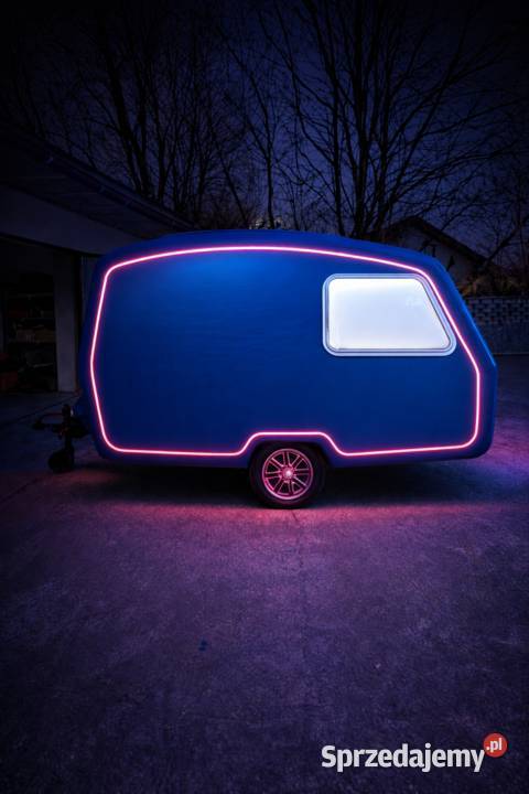 Przyczepa gastronomiczna Niewiadów N126 Warszawa