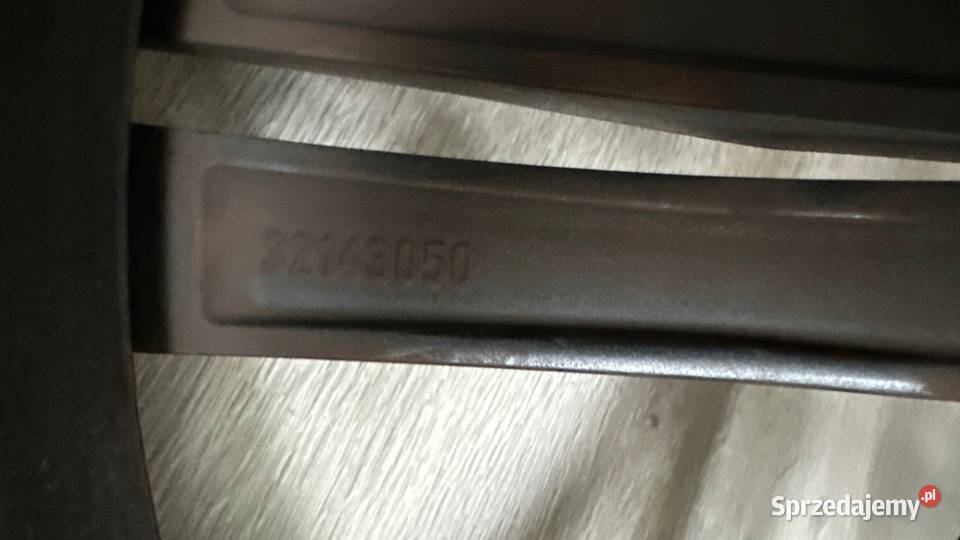 Felga aluminiowa Volvo OE VOLVO V60 S60 8JX19 Gorzów Wielkopolski