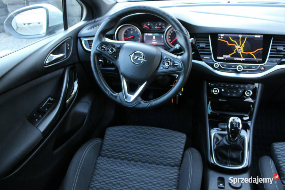 Opel Astra Benzyna 150 Bogate Wyposażenie Lubań