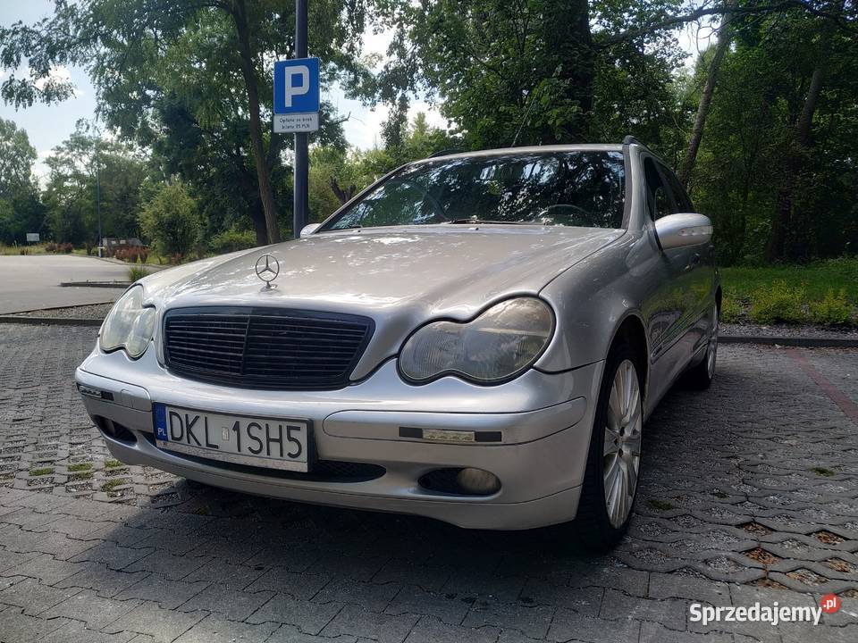 Sprzedam Mercedes Benz 27 cdti sprzedam