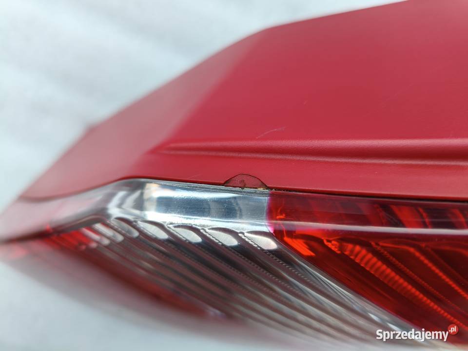 Lampa Prawy Tył Tylna Prawa Skoda Fabia II HB Lampy tylne