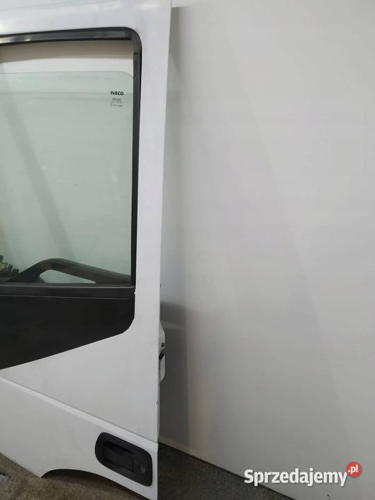 DRZWI LEWE PRZÓD 07R KOMPLETNE Iveco Stralis Drzwi