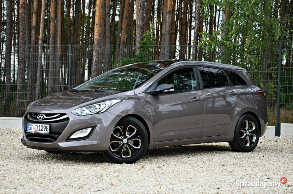 Hyundai i30 16 CRDI 110 Kamera Panorama światła LED Ostrów Mazowiecka