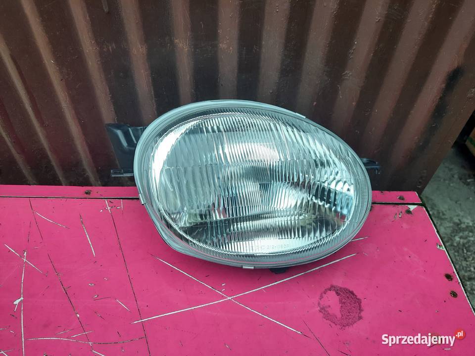 Toyota Corolla 98r lampa przednia prawa nowa Pruszków