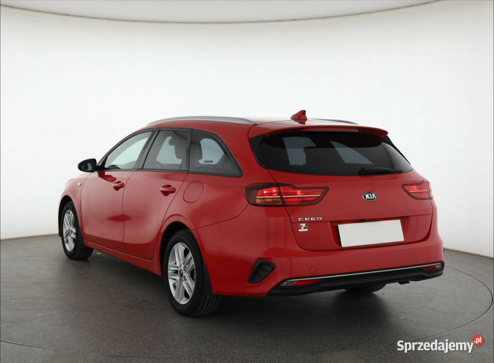 Kia Ceed 14 CVVT czerwony Piaseczno