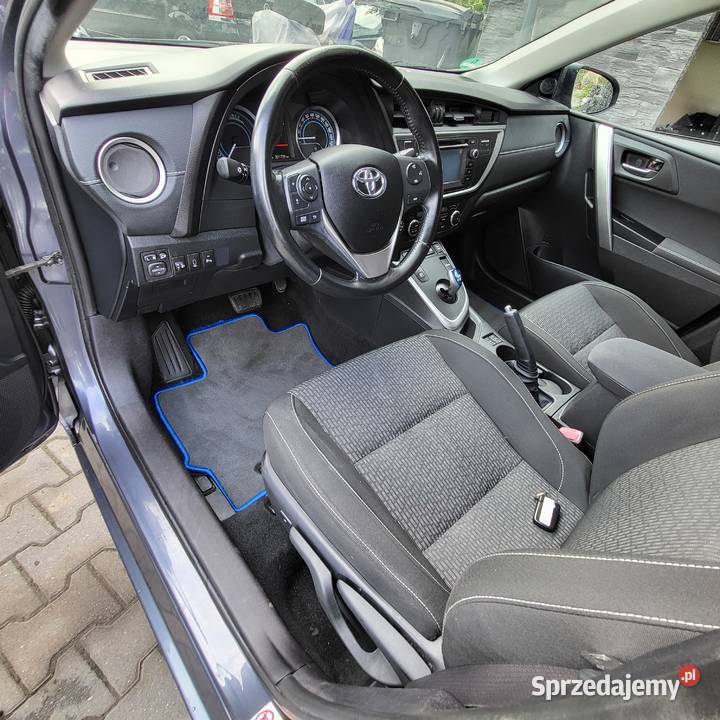 Toyota Auris Hybryda 4/5 Góra Kalwaria