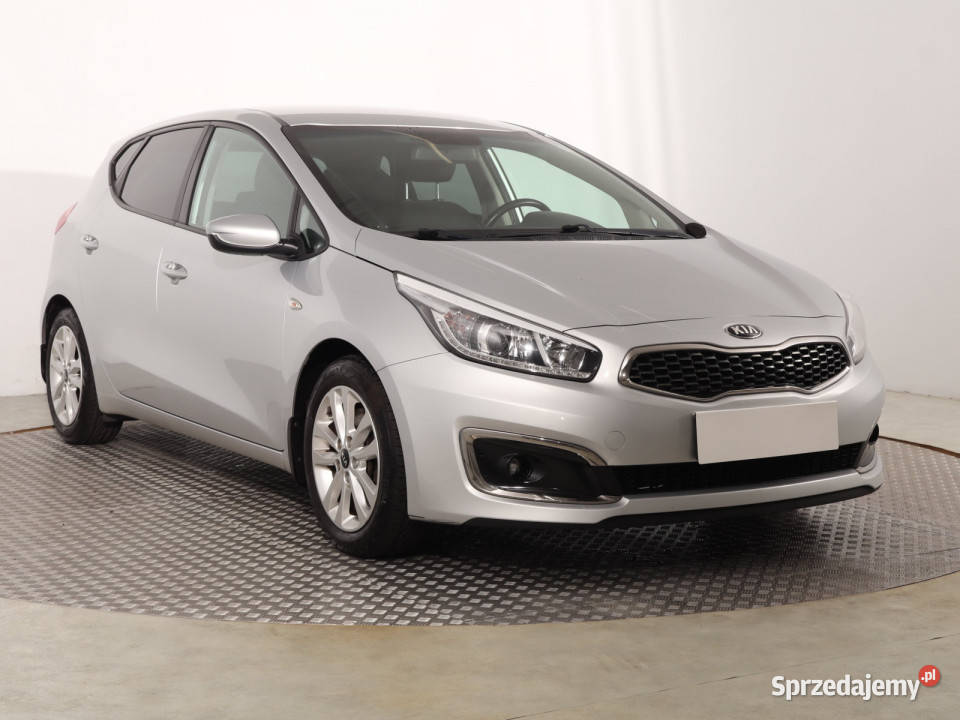 Kia Ceed 16 GDI srebrny Katowice