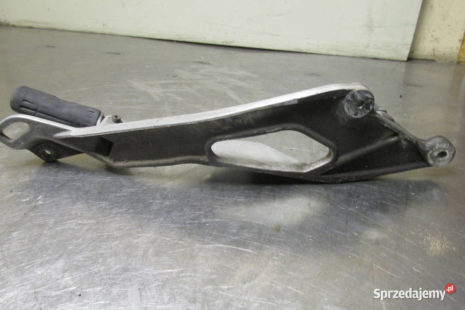 Lewy set podnóżki Yamaha TDM 900 92r Sandomierz