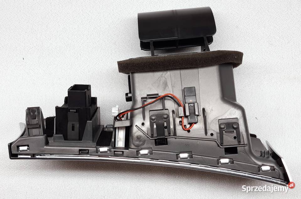 KRATKA NAWIEWU LEWA AUDI A6 C6 4F1820901B Mielęcin