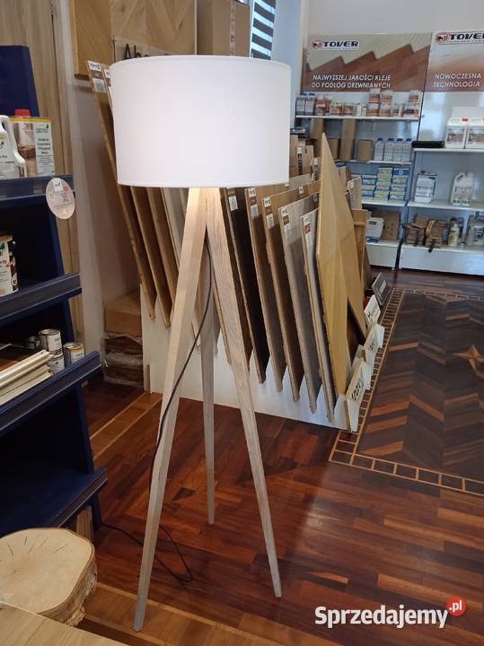 Lampa podłogowa Łódź