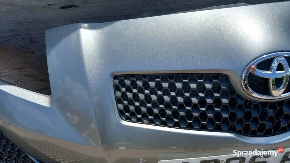 TOYOTA YARIS II ZDERZAK PRZÓD osobowe Motoryzacja wielkopolskie
