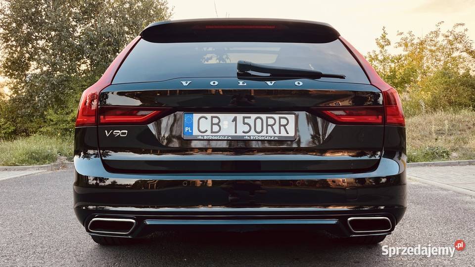 Volvo V90 D5 235 AWD RDESIGN