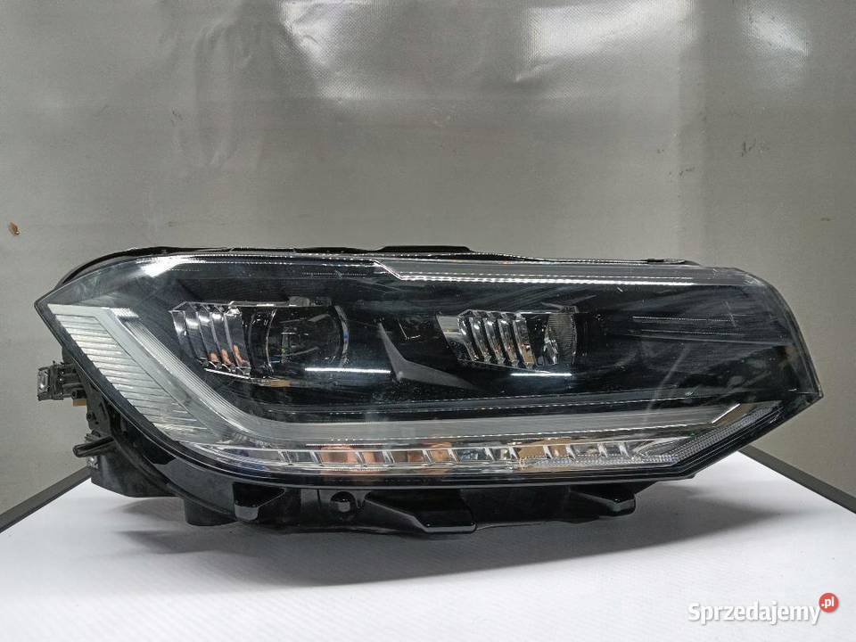 LAMPA PRZÓD PRZEDNIA PRAWA VW TCROSS 2GM941036 sprzedam