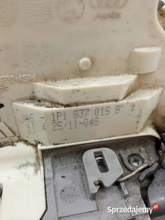 ZAMEK DRZWI LEWY PRZÓD 1P1837015B Seat Leon II świętokrzyskie