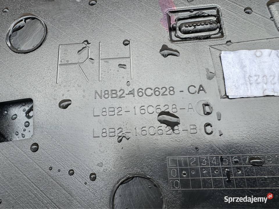 Listwa nakładka maski defender II 2 N8B216C628CA Międzychód