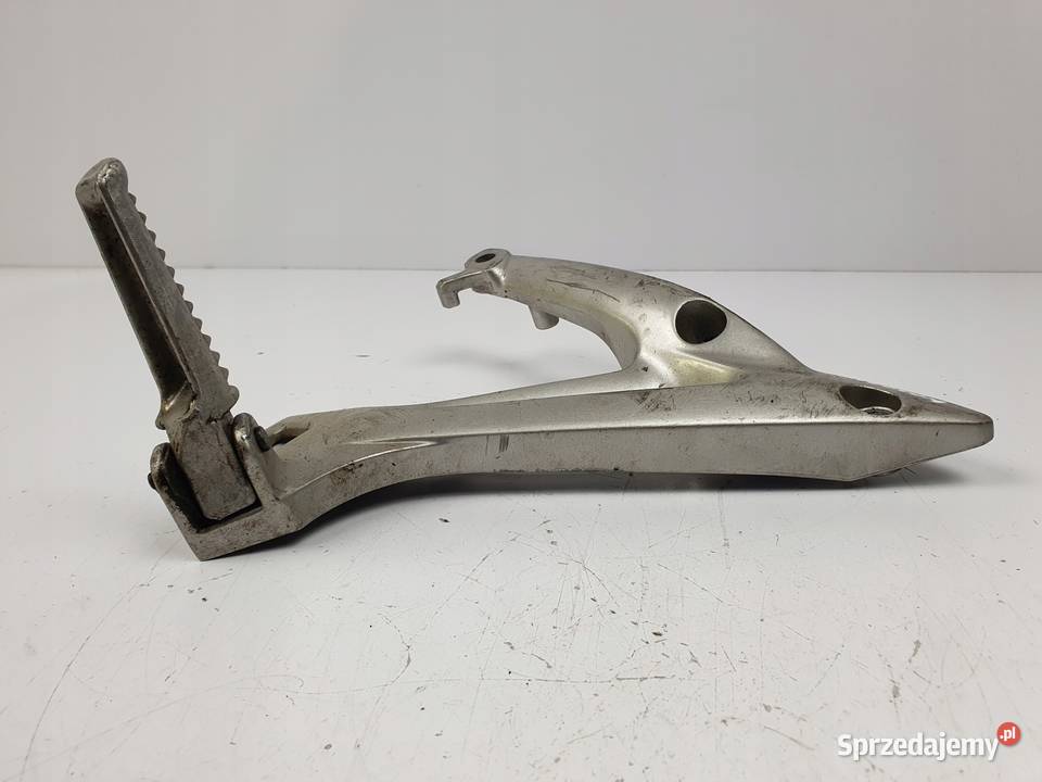 PRAWY PODNÓZEK PASAŻERA SET Honda VFR 800 VFR800