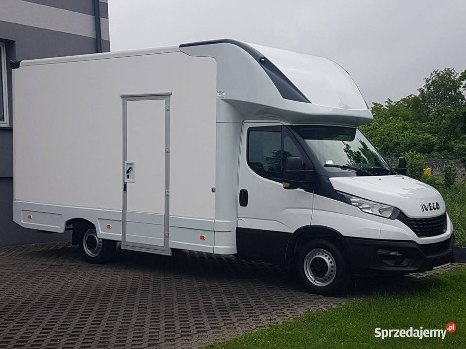 Iveco Daily KONTENER NISKOPODŁOGOWY 443x223x242 zarejestrowany w Polsce Poręba sprzedam