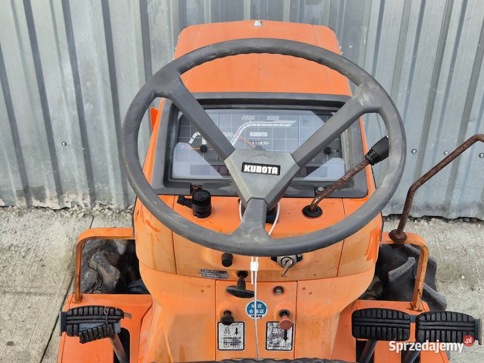Traktorek traktor KUBOTA B115D 15 44 Małuszyn sprzedam