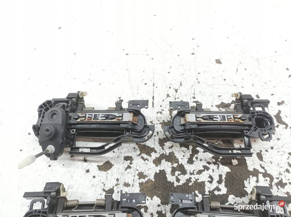 KLAMKA ZEWNĘTRZNA KOMPLET Audi A6 III 20042011