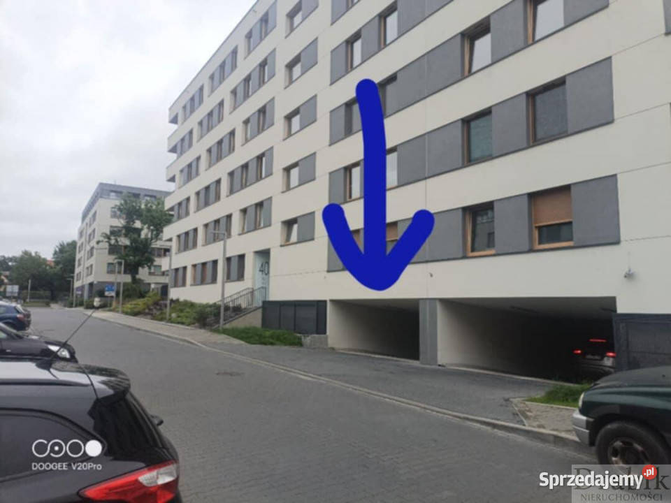 Garaż na wynajem Kraków 125m2