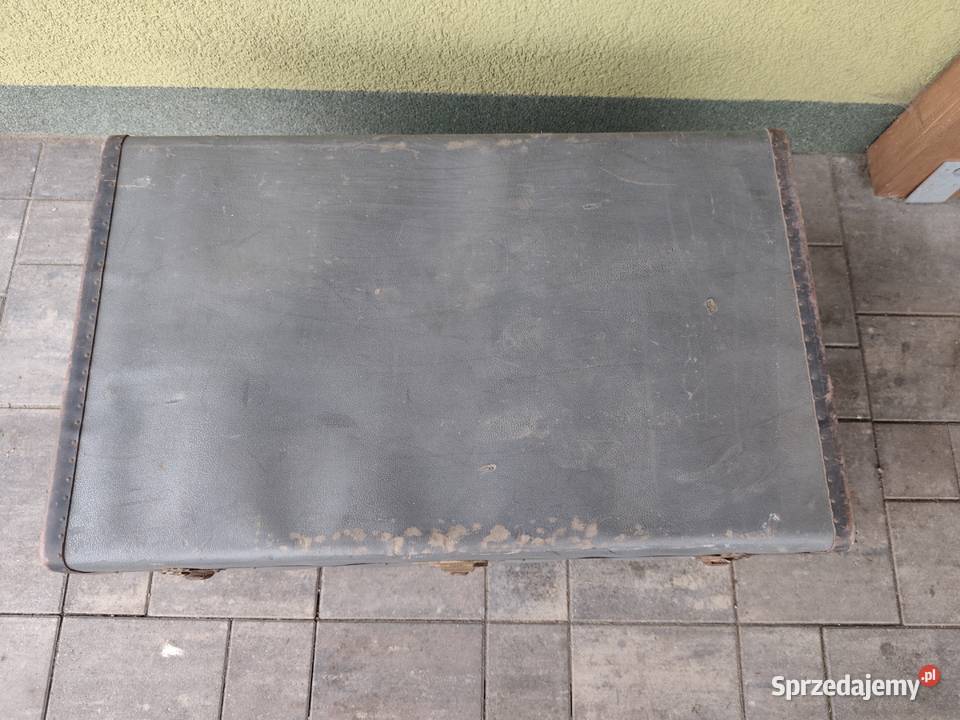 Stara walizka kufer Budzyń