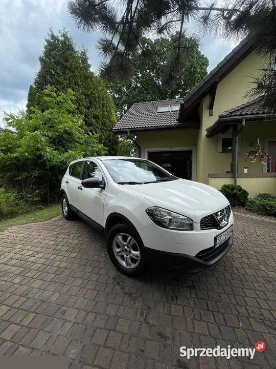 Nissan Qashqai 16 BenzynaLPG 117 2013r Żory sprzedam
