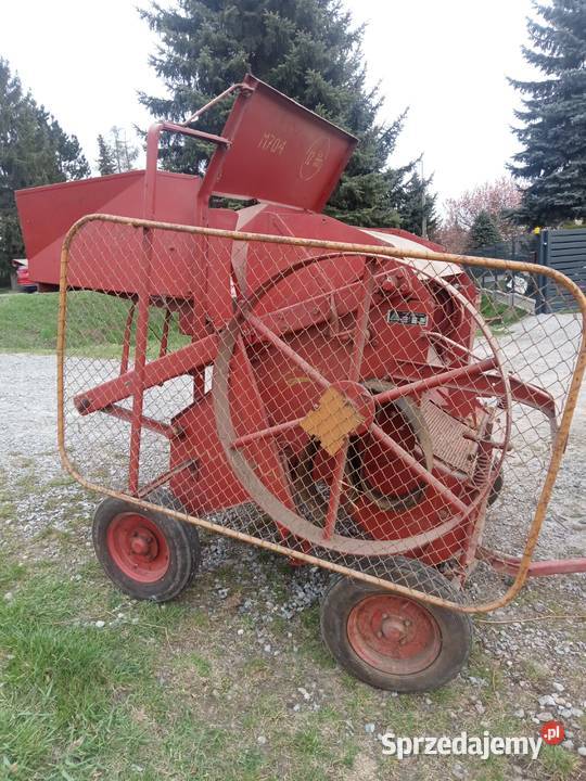 Prasa do słomy stacjonarna M 704