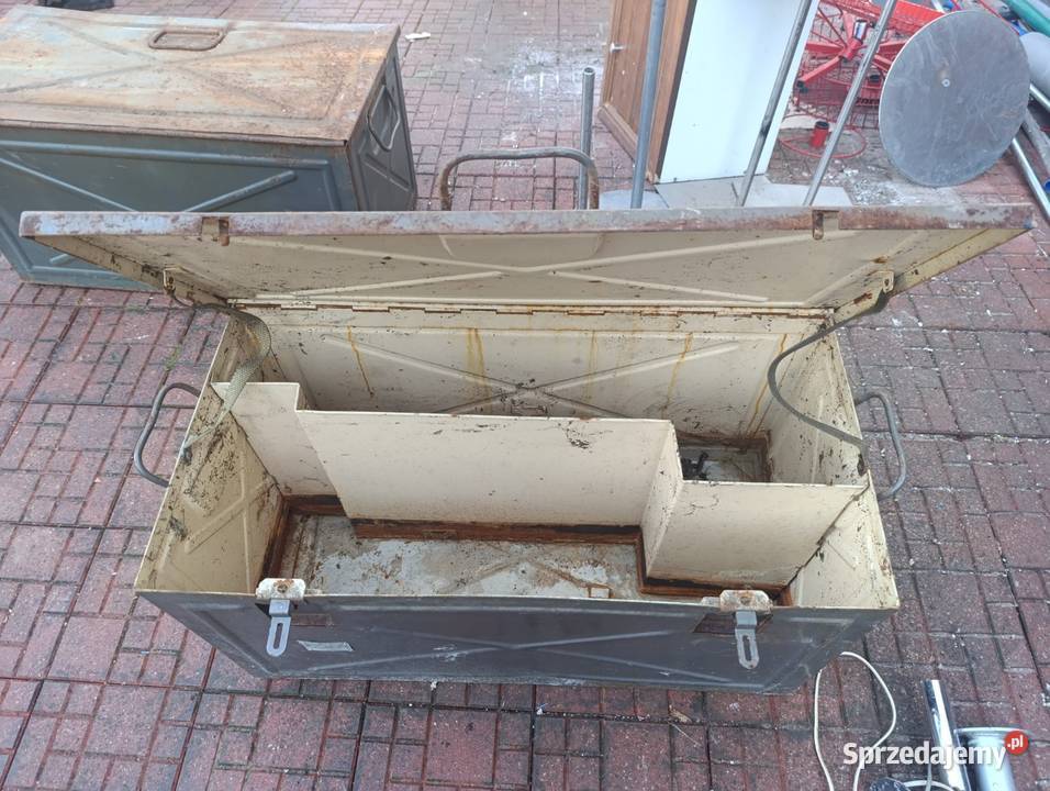 Skrzynia Kuchnia Polowa KP 340 na wyposażenie Poznań