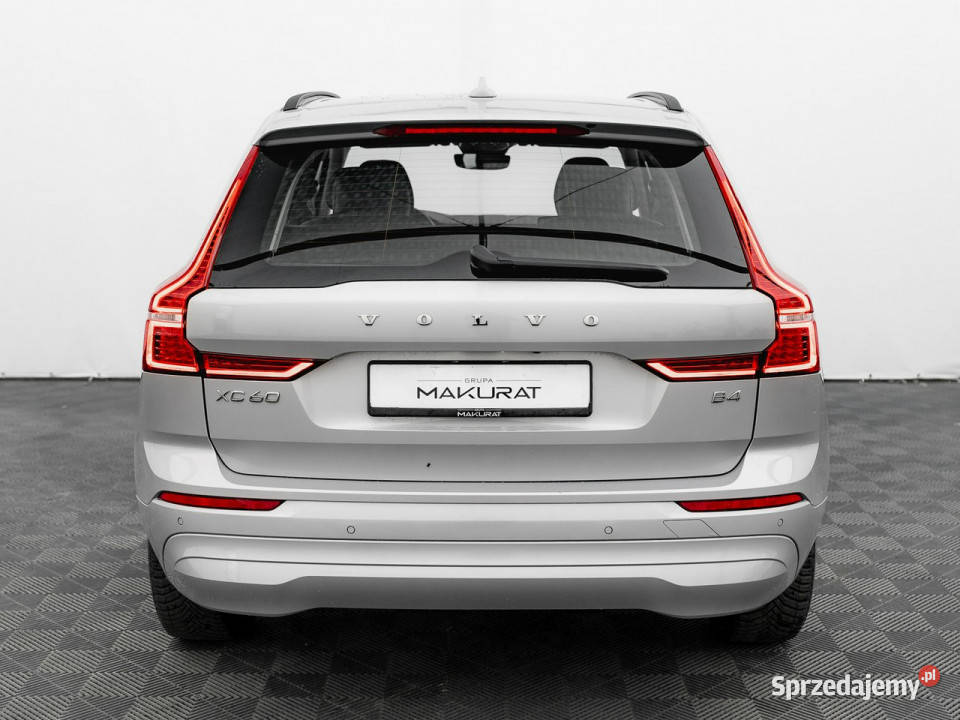 Volvo XC 60 FZ7554TB4 D Core Podgrzf kier I relingi dachowe