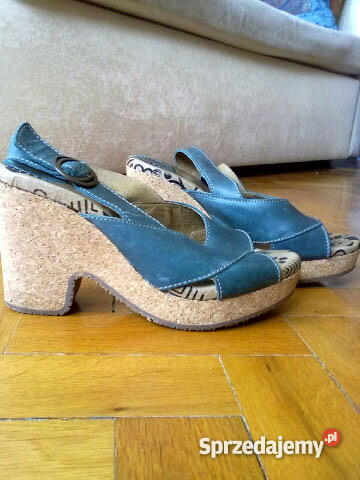 sandały fly london w okazyjnej Rozmiar 39 Sandały i klapki Warszawa