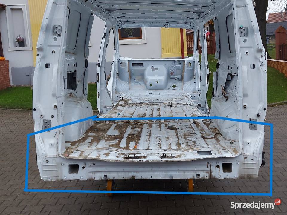 Ford Transit Custom II 2024 pas tylny podłoga osobowe