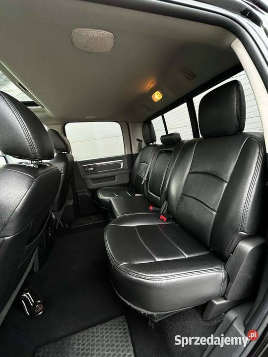 Dodge Ram 1500 57HEMILPG salon bezwypadkowy mały Warszawa