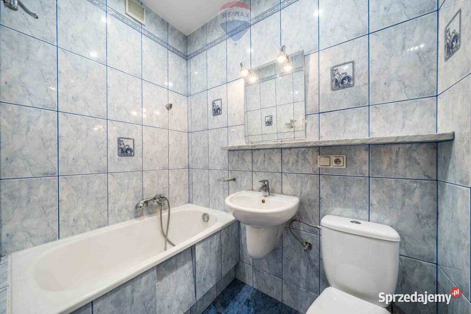 Dom na Świerczewie skrajny segment asfalt wielkopolskie Poznań