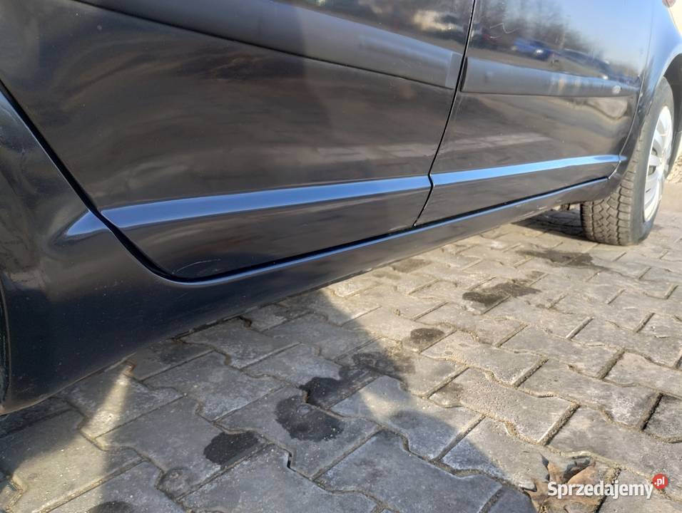 Toyota Yaris 2001 10 brak korozji długie opłaty Yaris Olsztyn