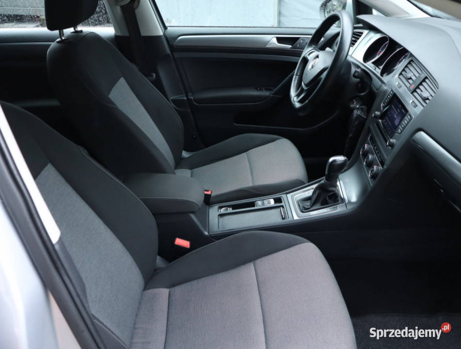 VW Golf 16 TDI 4/5 Piaseczno sprzedam