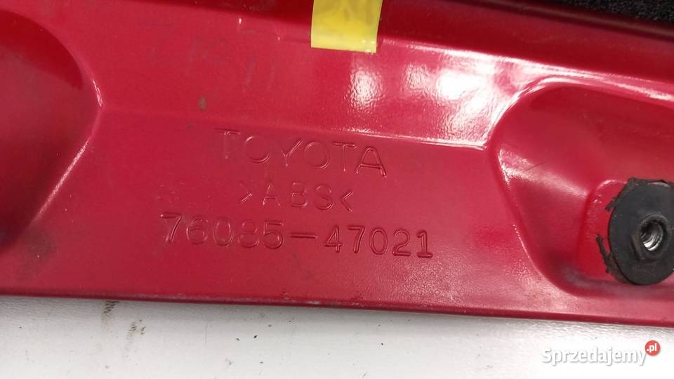 TOYOTA PRIUS 2 II SPOILER LOTKA KLAPY TYŁ STOP Światła stop Zbierkowo sprzedam