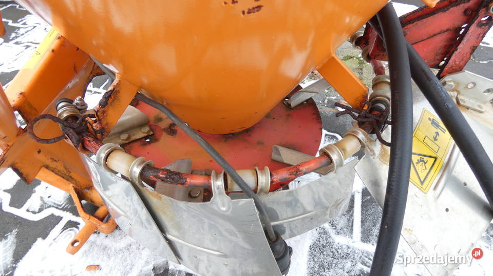 Rozsiewacz piaskarko solarka Rauch Baras Świnice Warckie