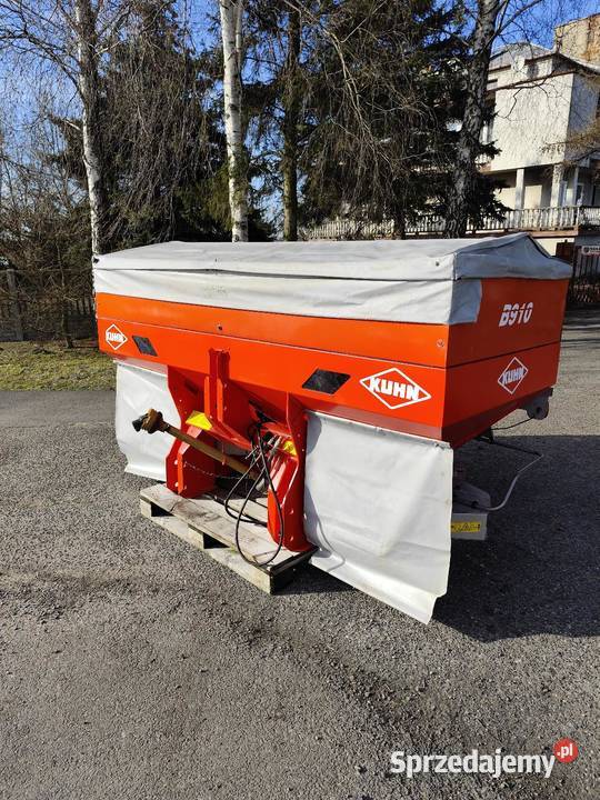 Rozsiewacz Kuhn MDS 1141 w stanie sprzedam