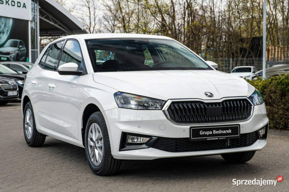 koda Fabia Drive 10 TSI 95 Dostępny ręki IV 2021 Rok produkcji 2026 Łódź