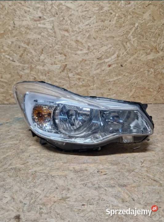 Subaru XV lampa reflektor prawy przód przód osobowe Złotoryja