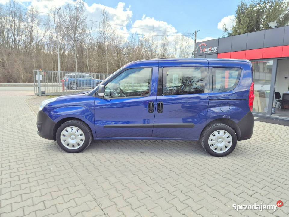 Opel Combo ładne Combo D 2011 lakier metallic Combo Konstancin-Jeziorna